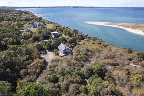 9 North Neck Road Edgartown MA 02539