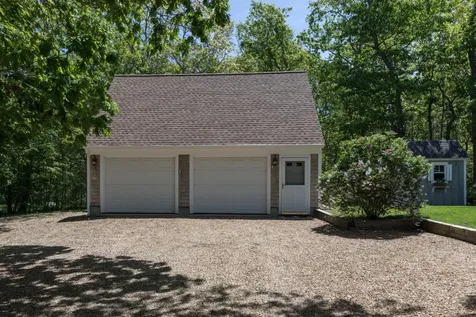 35 Seventh Street North Edgartown MA 02539