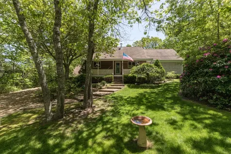 35 Seventh Street North Edgartown MA 02539