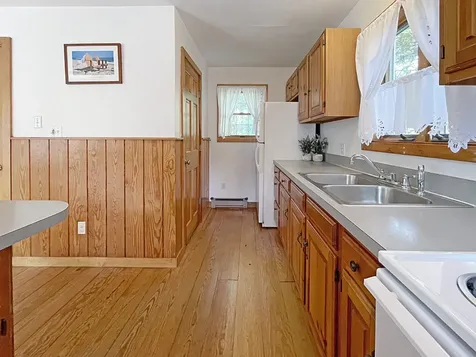 57 Netock Avenue Oak Bluffs MA 02557
