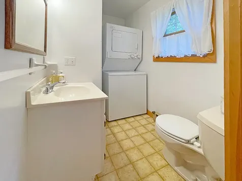 57 Netock Avenue Oak Bluffs MA 02557