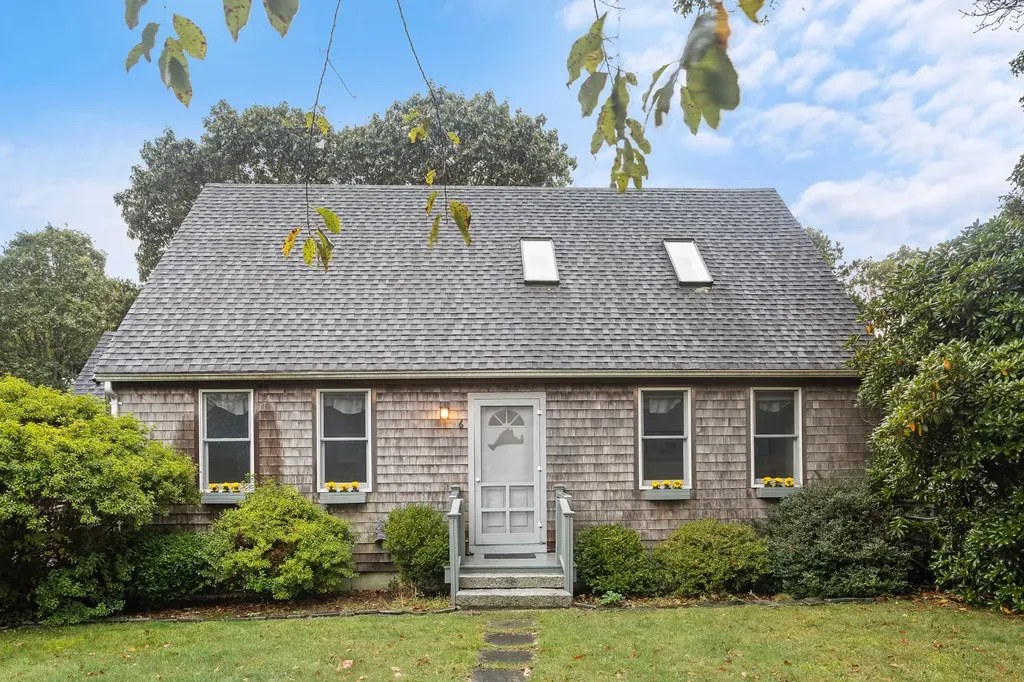 6 Gerts Way Edgartown MA 02539