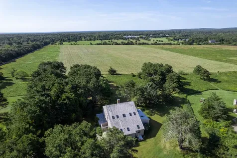 24 Alex Way West Tisbury MA 02575