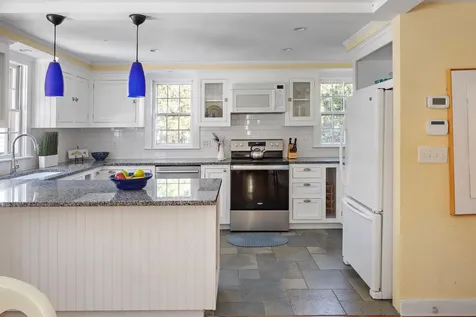 8 School House Village Oak Bluffs MA 02557