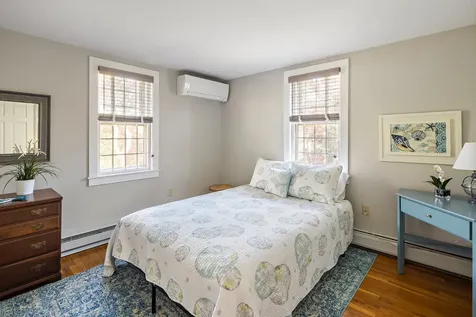 8 School House Village Oak Bluffs MA 02557