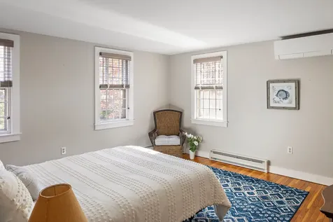 8 School House Village Oak Bluffs MA 02557