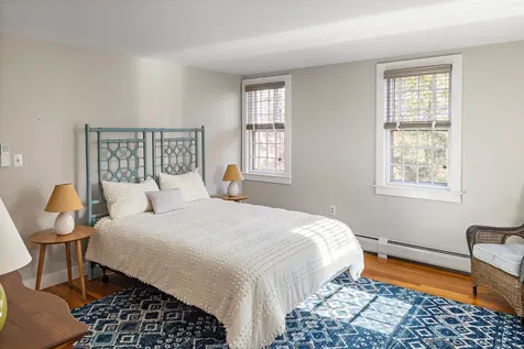 8 School House Village Oak Bluffs MA 02557