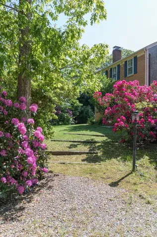 8 School House Village Oak Bluffs MA 02557