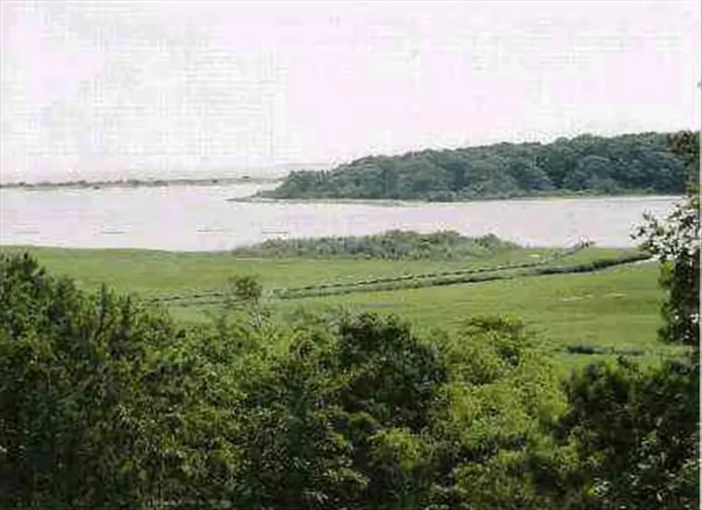 45 Ice Pond Road Oak Bluffs MA 02557