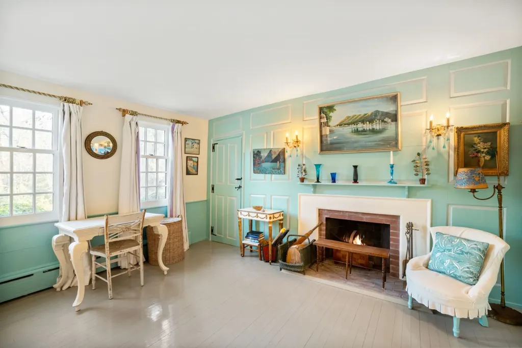 85 North Reservoir Road West Tisbury MA 02575