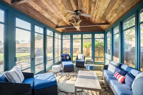 85 North Reservoir Road West Tisbury MA 02575