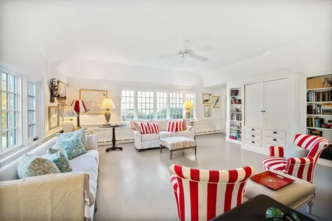 85 North Reservoir Road West Tisbury MA 02575