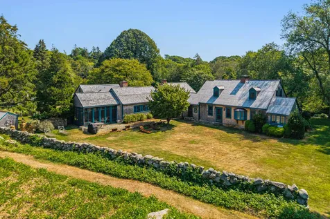 85 North Reservoir Road West Tisbury MA 02575