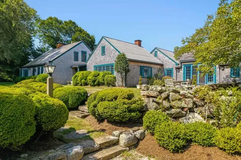 85 North Reservoir Road West Tisbury MA 02575