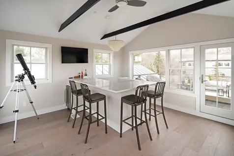 110 Fifth Street North Edgartown MA 02539