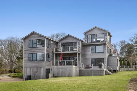 110 Fifth Street North Edgartown MA 02539