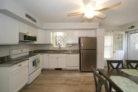 4 Combra Way Oak Bluffs MA 02557