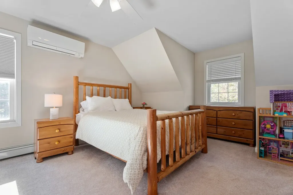 10 Combra Way Oak Bluffs MA 02557