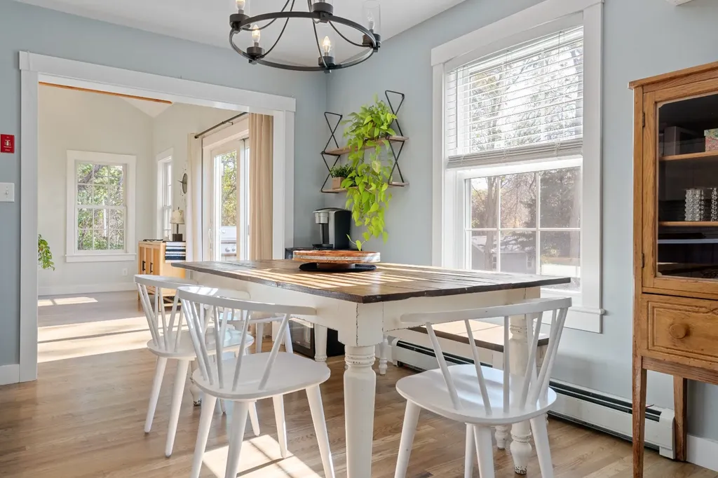 10 Combra Way Oak Bluffs MA 02557