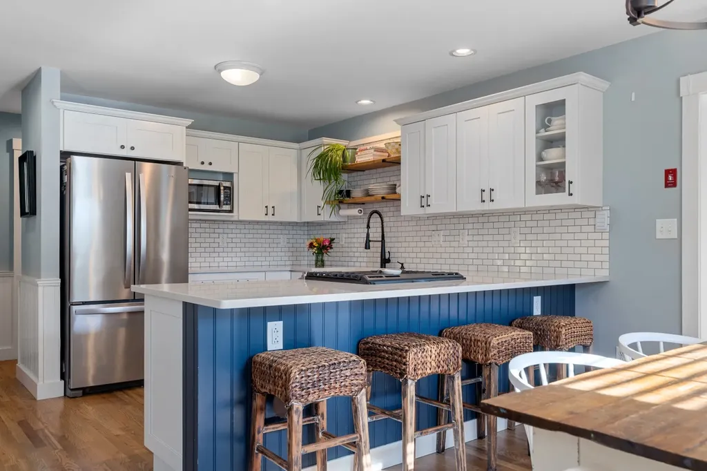 10 Combra Way Oak Bluffs MA 02557