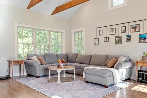 10 Combra Way Oak Bluffs MA 02557