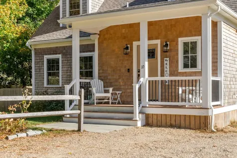 10 Combra Way Oak Bluffs MA 02557