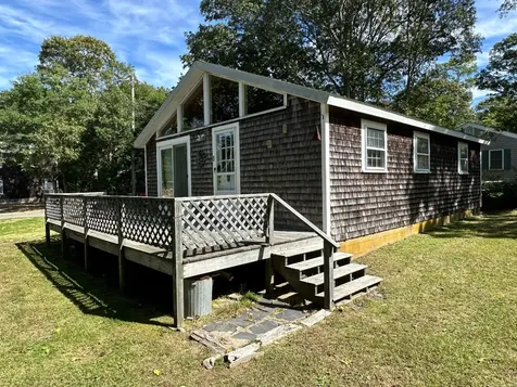 9 Leslies Lane Oak Bluffs MA 02557
