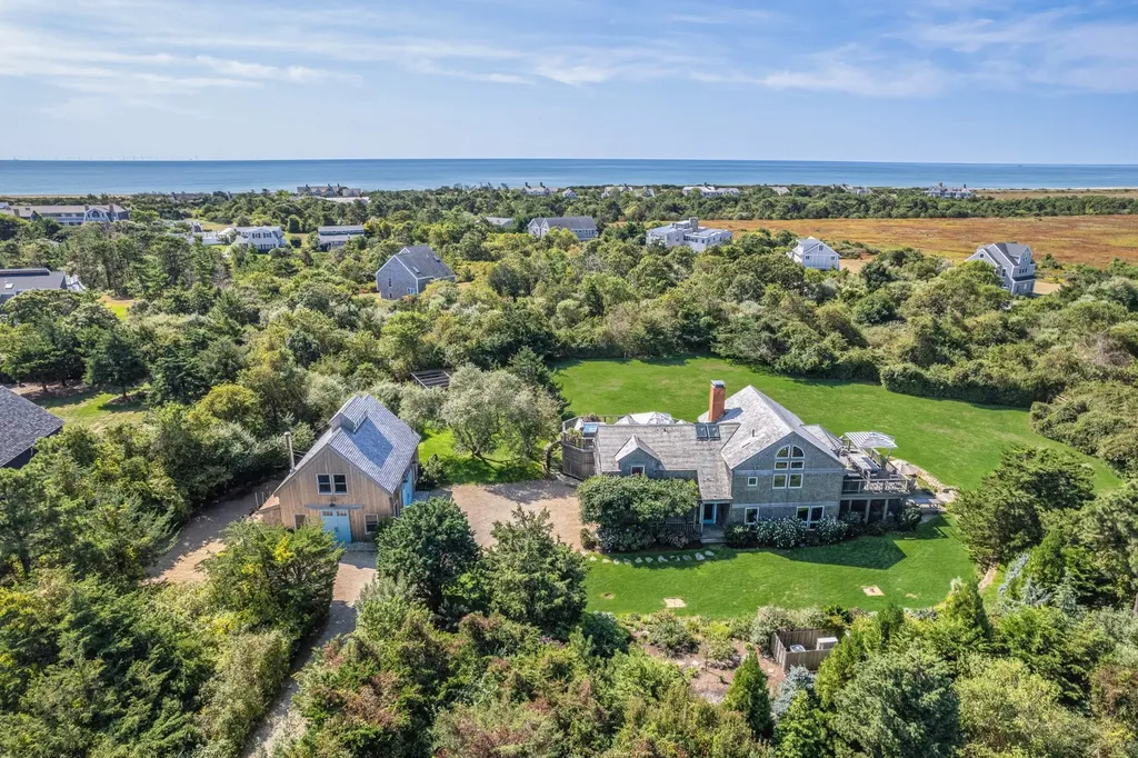 14 Katama Farm South Road Edgartown MA 02539