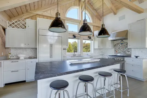 14 Katama Farm South Road Edgartown MA 02539