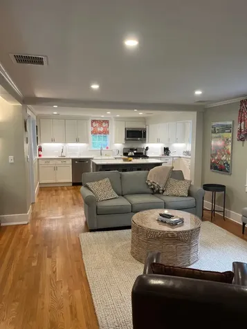 484 Main Street Vineyard Haven MA 02568