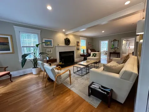 484 Main Street Vineyard Haven MA 02568