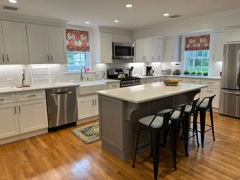 484 Main Street Vineyard Haven MA 02568