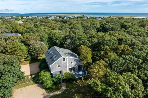 2 Mattakesett Bay Road Edgartown MA 02539