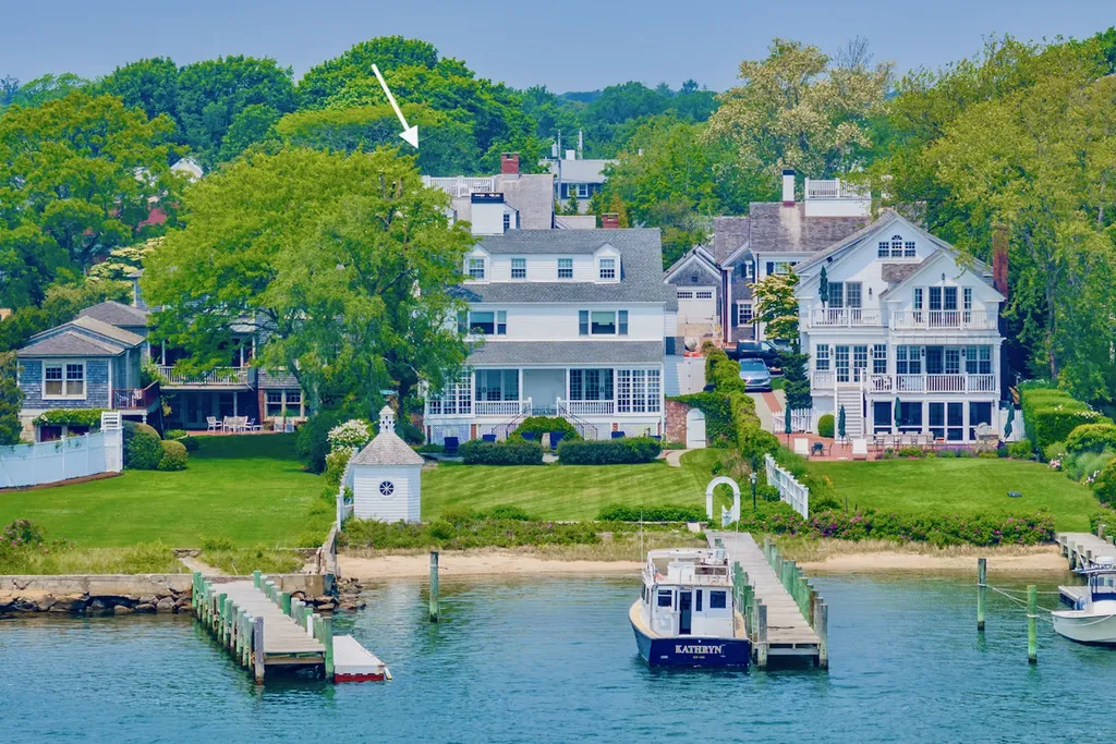 61 North Water Street Edgartown MA 02539