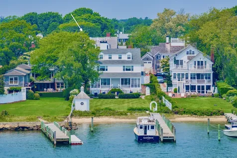 61 North Water Street Edgartown MA 02539
