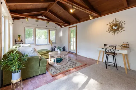 2 Nahomon Street Oak Bluffs MA 02557
