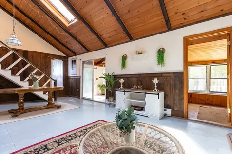2 Nahomon Street Oak Bluffs MA 02557