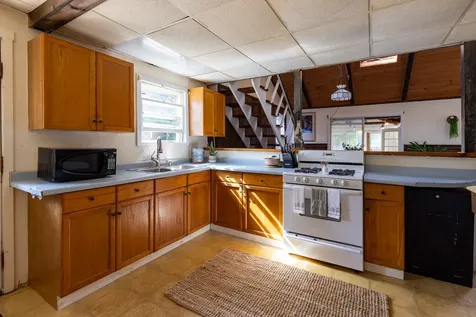 2 Nahomon Street Oak Bluffs MA 02557