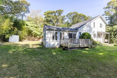 2 Nahomon Street Oak Bluffs MA 02557
