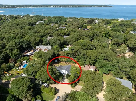 2 Nahomon Street Oak Bluffs MA 02557