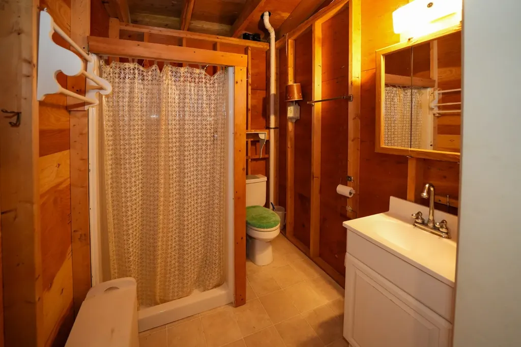 15 Beech Tree Landing Oak Bluffs MA 02557