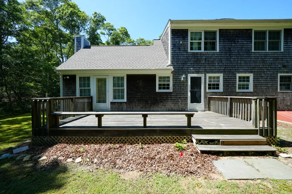 15 Beech Tree Landing Oak Bluffs MA 02557