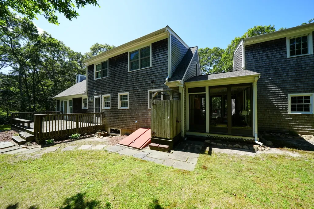 15 Beech Tree Landing Oak Bluffs MA 02557