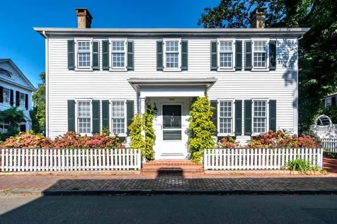 34 School Street Edgartown MA 02539