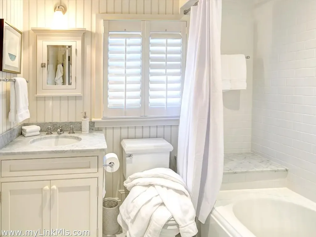 1 Field Club Drive Edgartown MA 02539