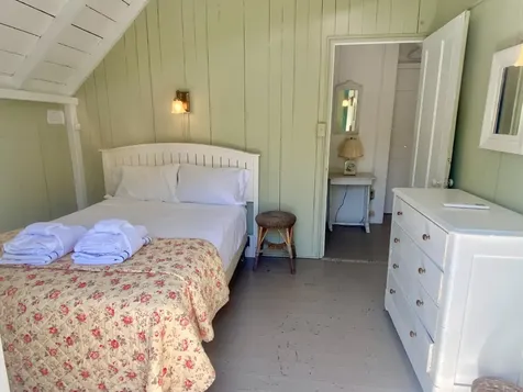 18 Brunswick Avenue Oak Bluffs MA 02557