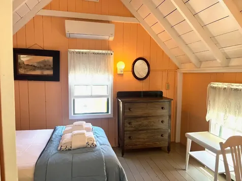 18 Brunswick Avenue Oak Bluffs MA 02557