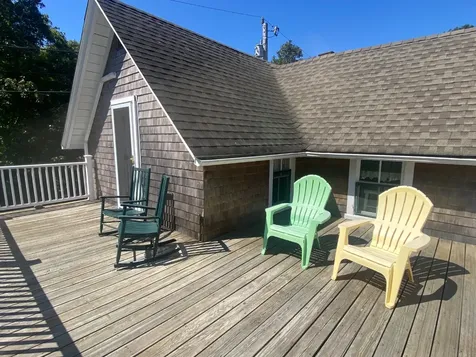 18 Brunswick Avenue Oak Bluffs MA 02557