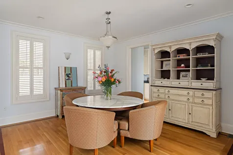 385 Barnes Road Oak Bluffs MA 02557