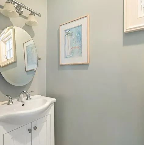 385 Barnes Road Oak Bluffs MA 02557